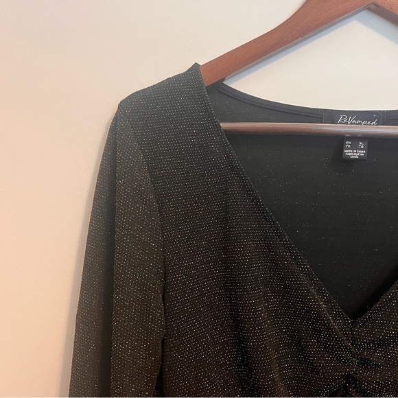 Gold Sparkle Blouse - Picture 5 of 5